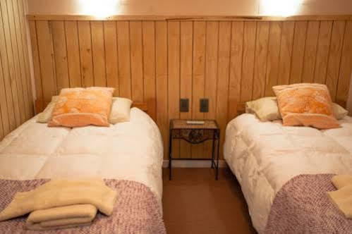 Hostal Alamo Patagonico ปวยร์โตนาตาเลส ภายนอก รูปภาพ
